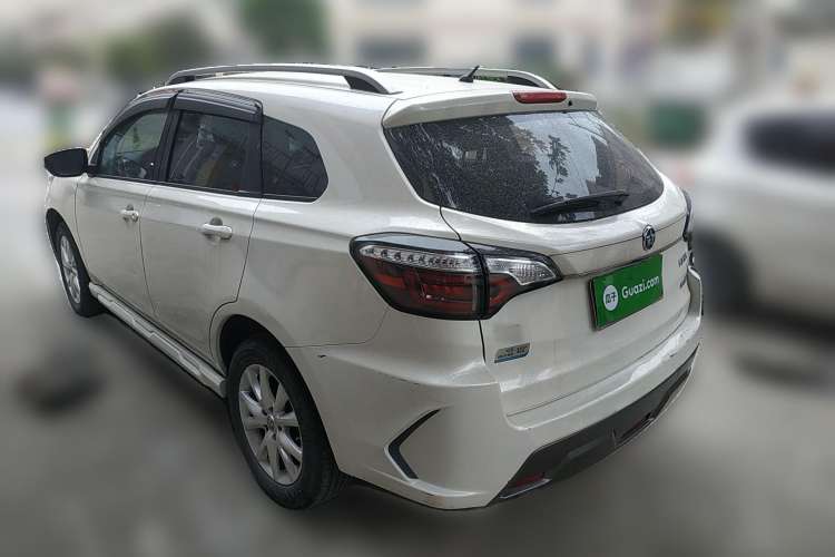 Used Venucia T70 2020 2.0L CVT Luxury Edition China VI Standard Rear Left 45 Deg