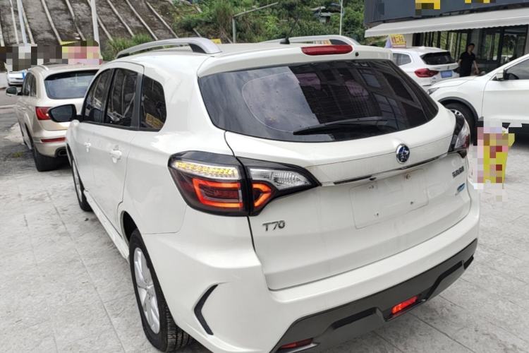 Used Venucia T70 2020 2.0L CVT Luxury Edition China VI Standard Rear Left 45 Deg