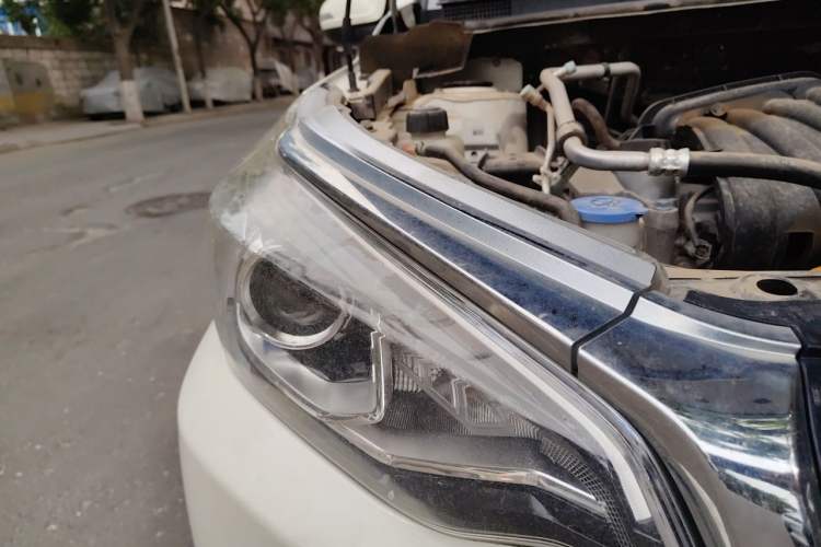 Used Venucia T70 2020 1.6L Manual Luxury Edition China V Standard Right Front Headlight