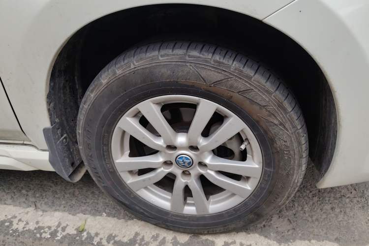 Used Venucia T70 2020 1.6L Manual Luxury Edition China V Standard Right Front Wheel Hub