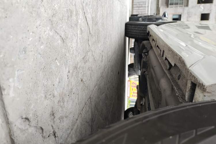 Used Venucia T70 2020 2.0L CVT Luxury Edition China VI Standard Right Side Sill