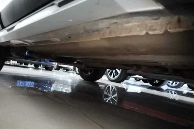Used Venucia T70 2020 2.0L CVT Elite Edition China VI Standard Right Side Sill