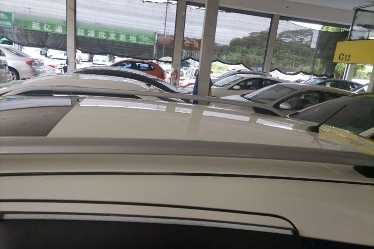 Used Venucia T70 2020 2.0L CVT Elite Edition China VI Standard Roof