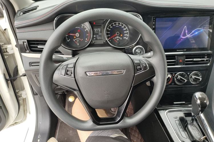 Used Venucia T70 2020 2.0L CVT Luxury Edition China VI Standard Steering Wheel