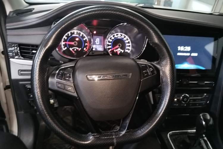 Used Venucia T70 2020 2.0L CVT Elite Edition China VI Standard Steering Wheel