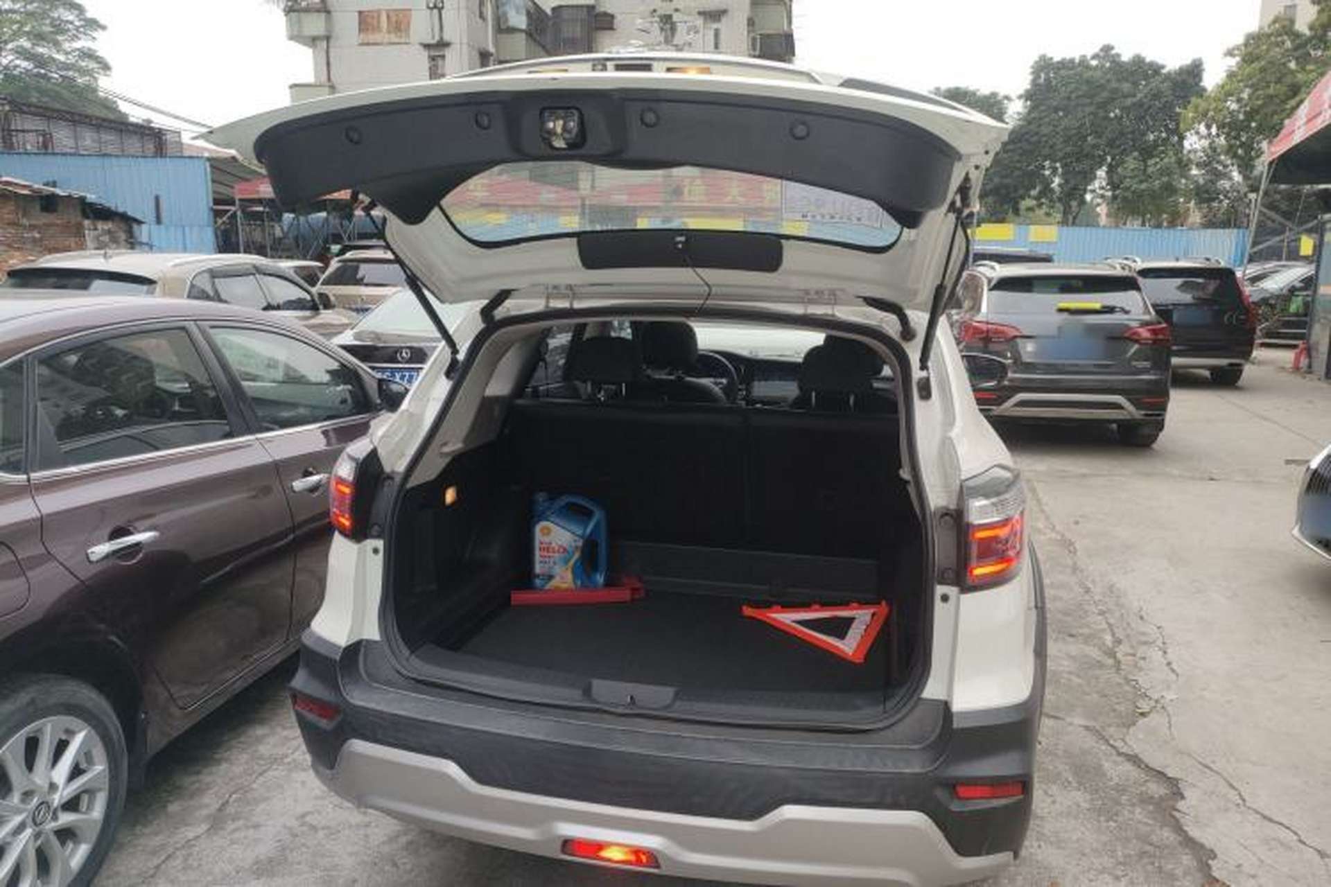 Used Venucia T70 2020 2.0L CVT Elite Edition China VI Standard Trunk