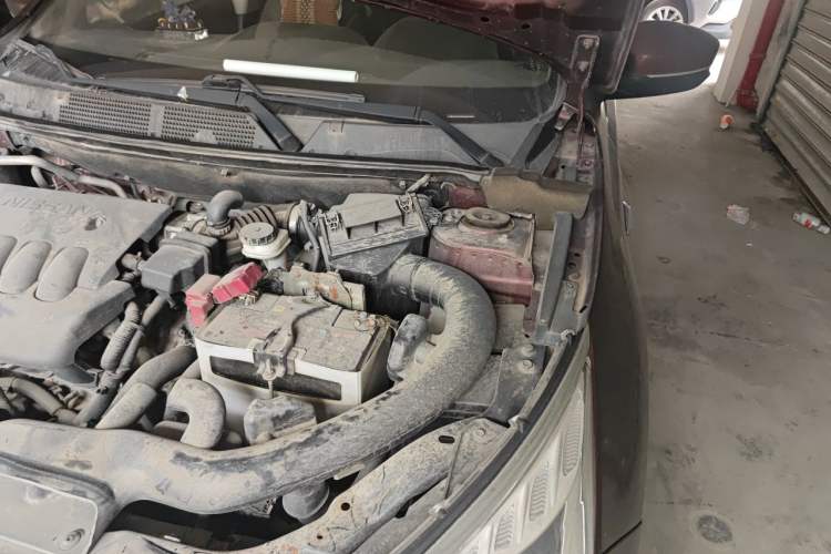 Used Venucia T70X 2015 2.0L CVT SmartFun Sport Edition Engine Bay Left