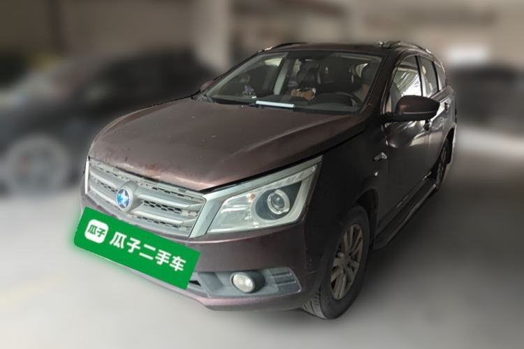 Used Venucia T70X 2015 2.0L CVT SmartFun Sport Edition Guazi used car, China used car export, Used car for sale, Used cars, Cheapest cars for sale