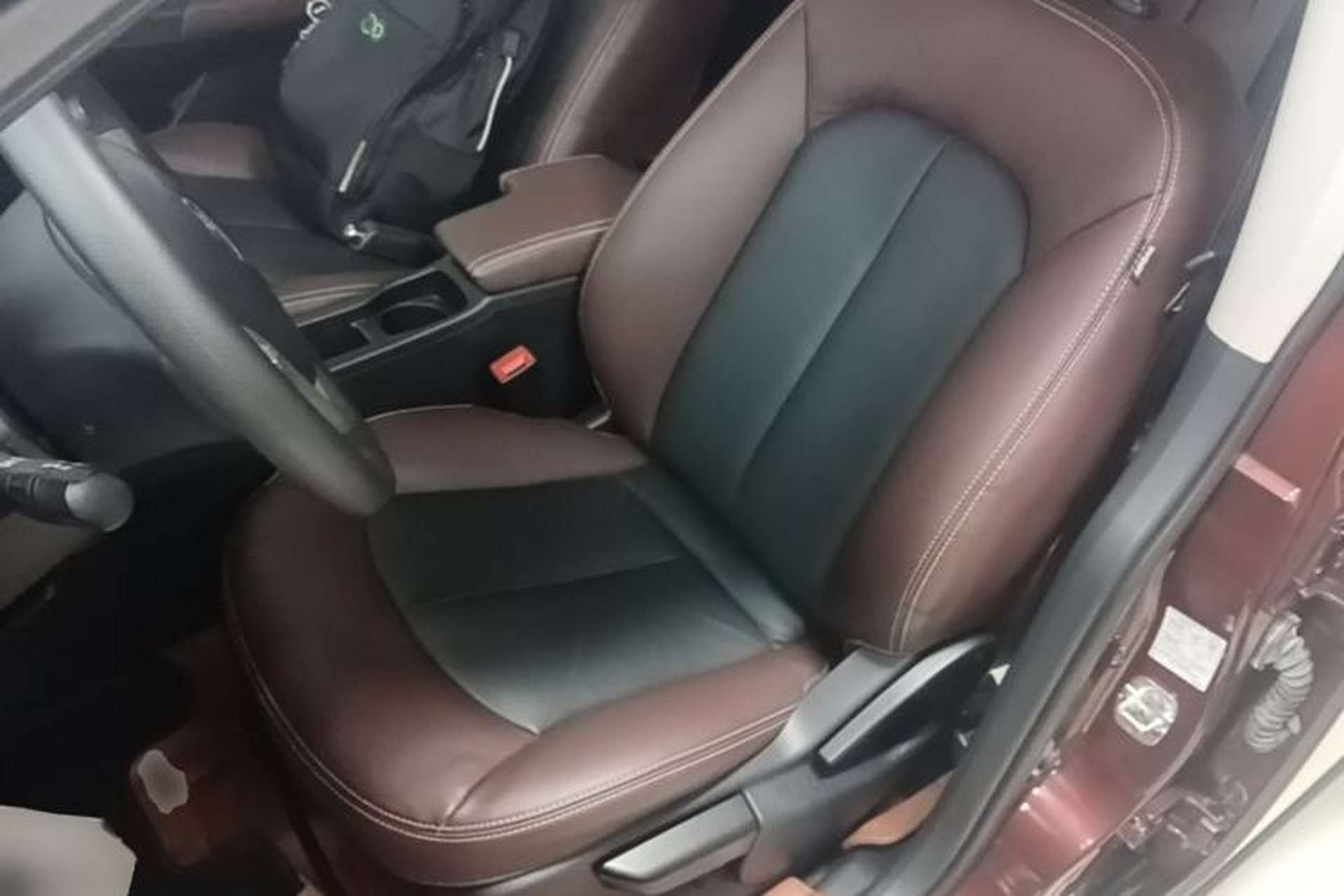 Used Venucia T70X 2015 2.0L CVT SmartFun Sport Edition Left Front Seat
