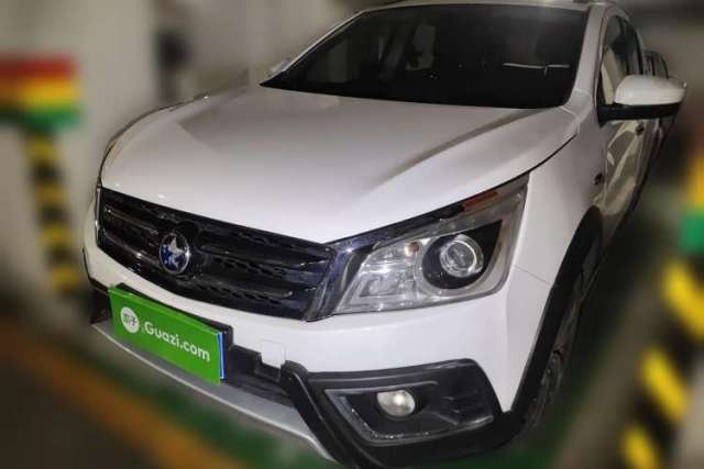 Used Venucia T70X 2015 2.0L CVT SmartFun Sport Edition