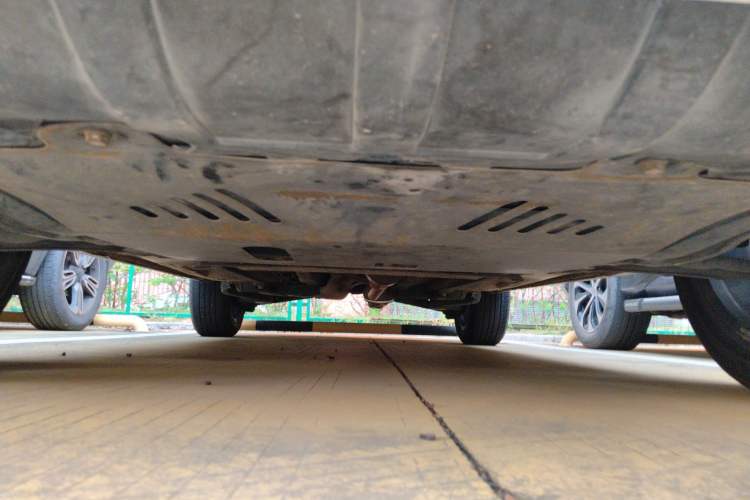 Used Venucia T70X 2015 2.0L CVT SmartFun Sport Edition Chassis Front