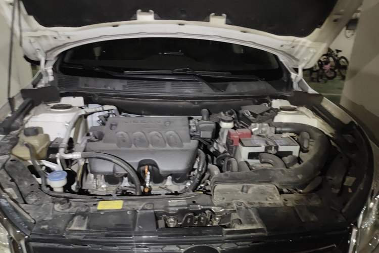 Used Venucia T70X 2015 2.0L CVT SmartFun Sport Edition Engine Bay