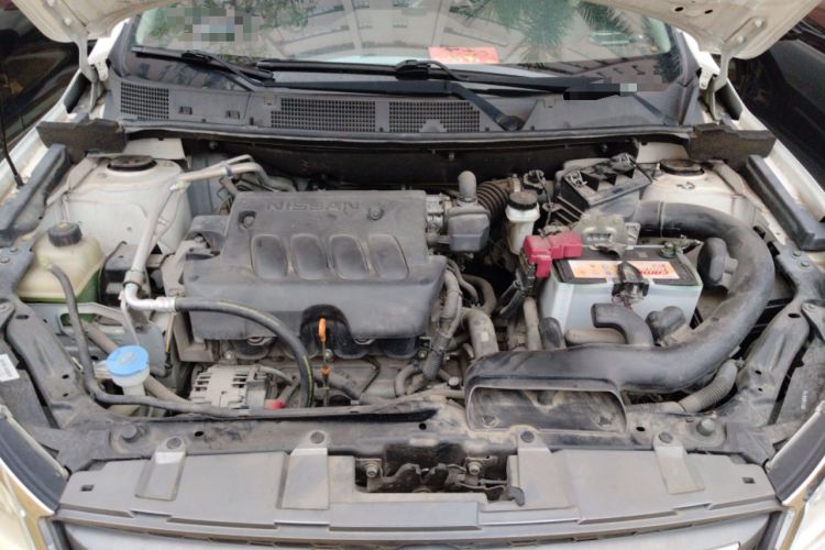 Used Venucia T70X 2015 2.0L CVT SmartFun Sport Edition Engine Bay