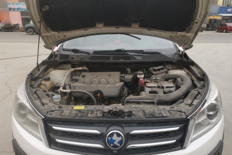 Used Venucia T70X 2015 2.0L CVT Smart Enjoyment Sport Edition Engine Bay