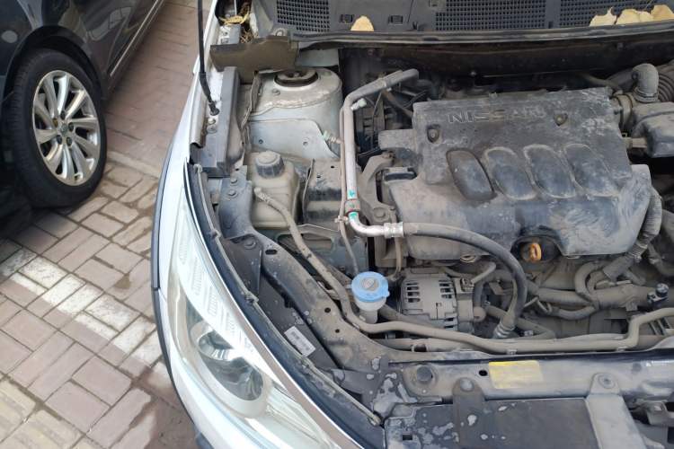 Used Venucia T70X 2015 2.0L CVT SmartFun Sport Edition Engine Bay Right