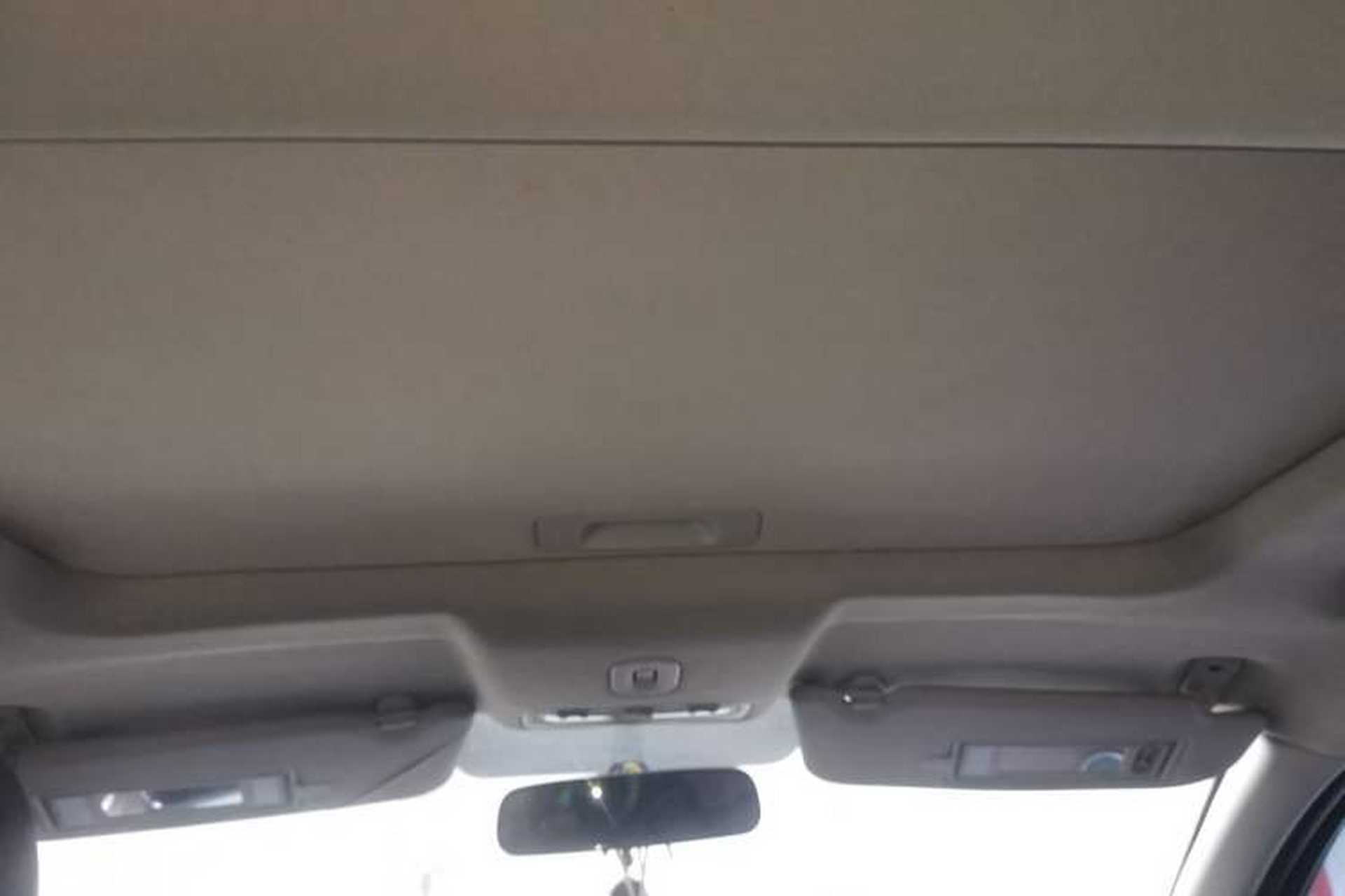 Used Venucia T70X 2015 2.0L CVT Smart Enjoyment Sport Edition Headliner