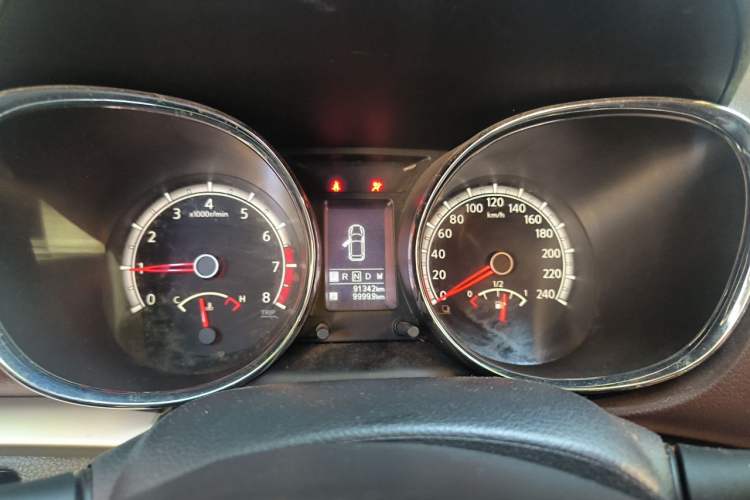Used Venucia T70X 2015 2.0L CVT SmartFun Sport Edition Instrument Cluster