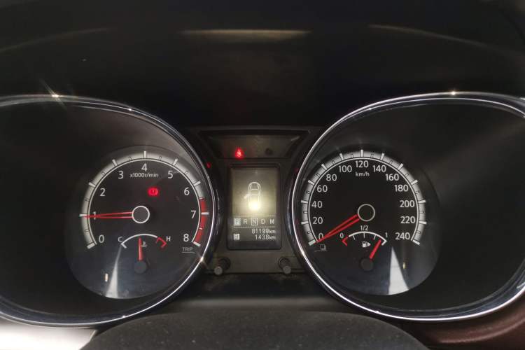 Used Venucia T70X 2015 2.0L CVT Smart Enjoyment Sport Edition Instrument Cluster