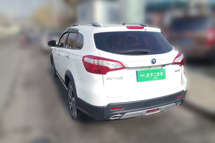 Used Venucia T70X 2015 2.0L Manual RuiXiang Sport Edition Rear Left 45 Deg
