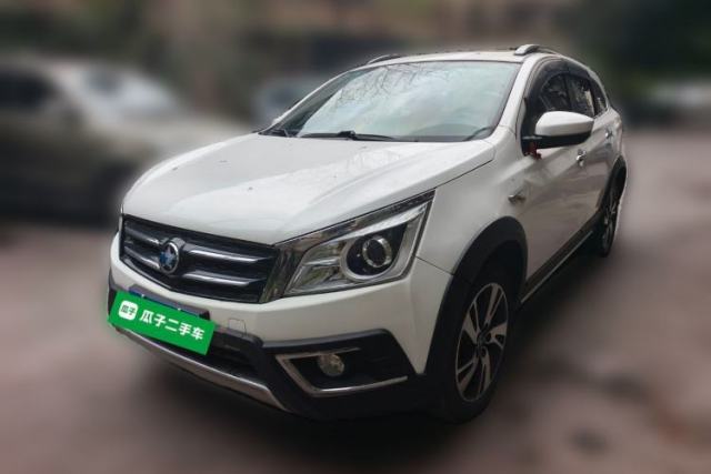 Used Venucia T70X 2015 2.0L CVT SmartFun Sport Edition