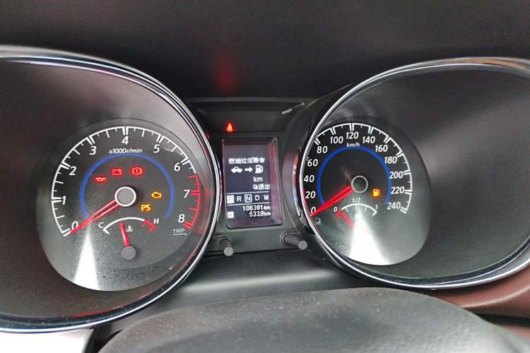 Used Venucia T70X 2016 2.0L CVT SmartFun Sport Edition Instrument Cluster
