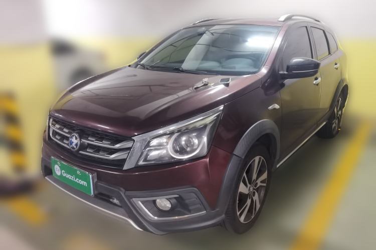 Venucia T70X 2016 2.0L CVT SmartFun Sport Edition usata Guazi used car, China used car export, Used car for sale, Used cars, Cheapest cars for sale