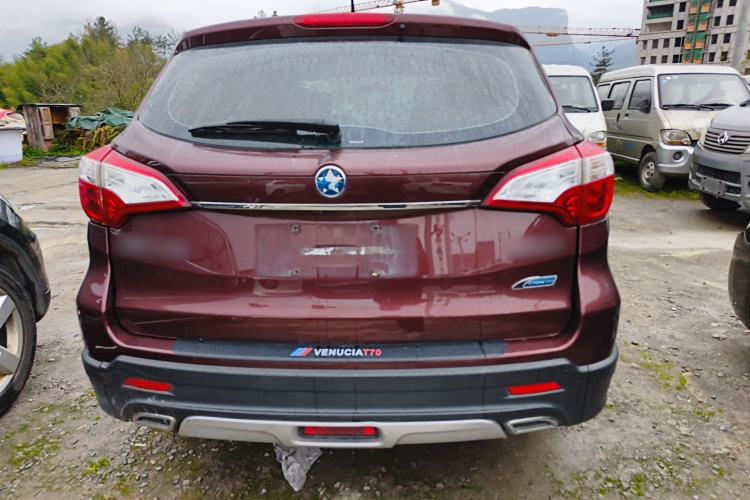 Used Venucia T70X 2016 2.0L CVT SmartFun Sport Edition Rear
