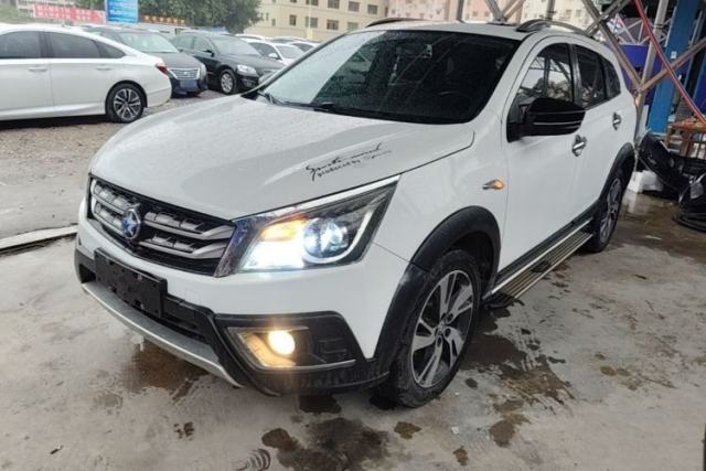 Used Venucia T70X 2016 2.0L CVT Smart Enjoyment Sport Edition