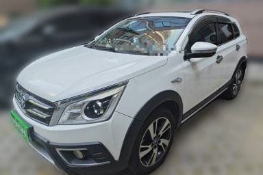 Used Venucia T70X 2016 2.0L CVT SmartFun Sport Edition