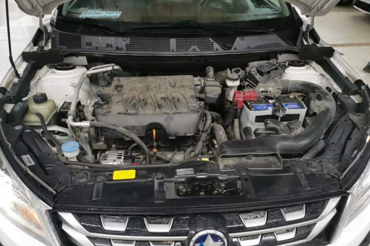 Used Venucia T70X 2016 2.0L CVT SmartFun Sport Edition Engine Bay