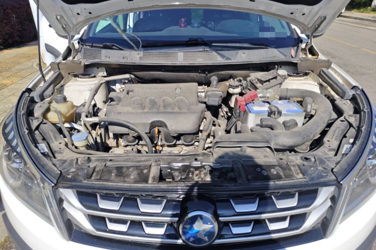Used Venucia T70X 2016 2.0L CVT SmartFun Sport Edition Engine Bay