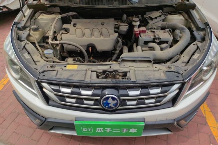 Used Venucia T70X 2016 2.0L CVT SmartFun Sport Edition Engine Bay
