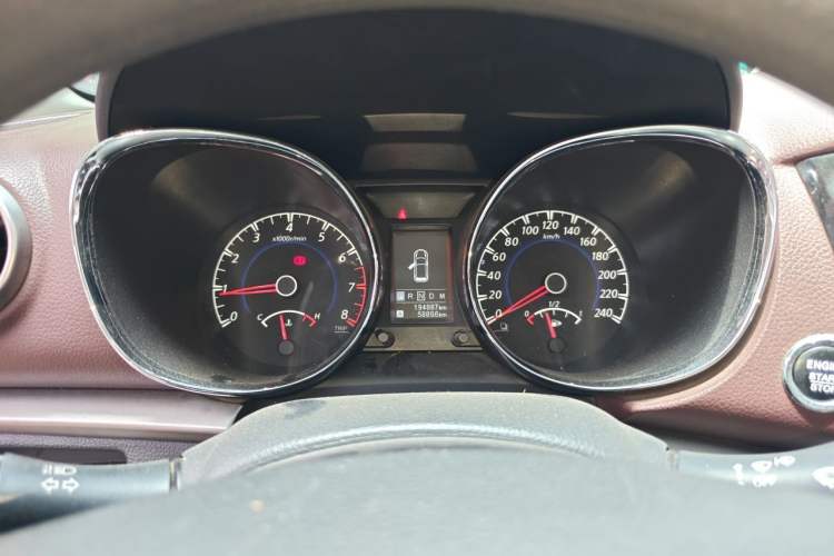 Used Venucia T70X 2016 2.0L CVT SmartFun Sport Edition Instrument Cluster