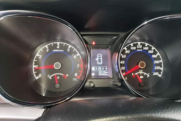 Used Venucia T70X 2016 2.0L CVT Smart Enjoyment Sport Edition Instrument Cluster