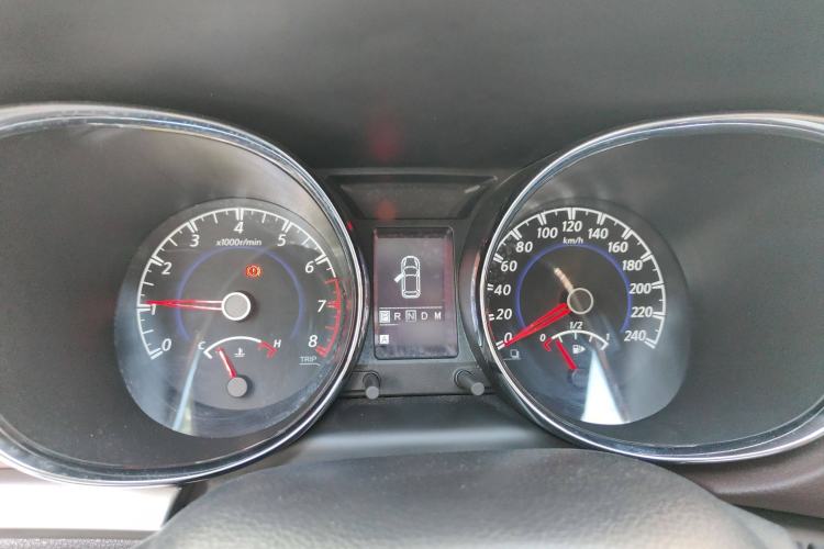 Used Venucia T70X 2016 2.0L CVT SmartFun Sport Edition Instrument Cluster