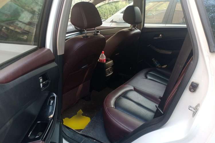 Used Venucia T70X 2016 2.0L CVT SmartFun Sport Edition Left Rear Seat