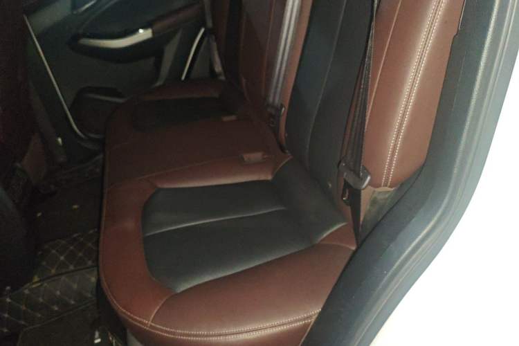 Used Venucia T70X 2016 2.0L CVT SmartFun Sport Edition Left Rear Seat
