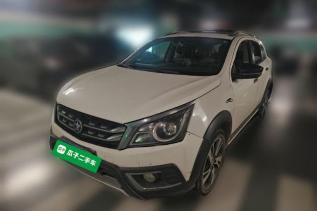 Used Venucia T70X 2016 2.0L CVT SmartFun Sport Edition