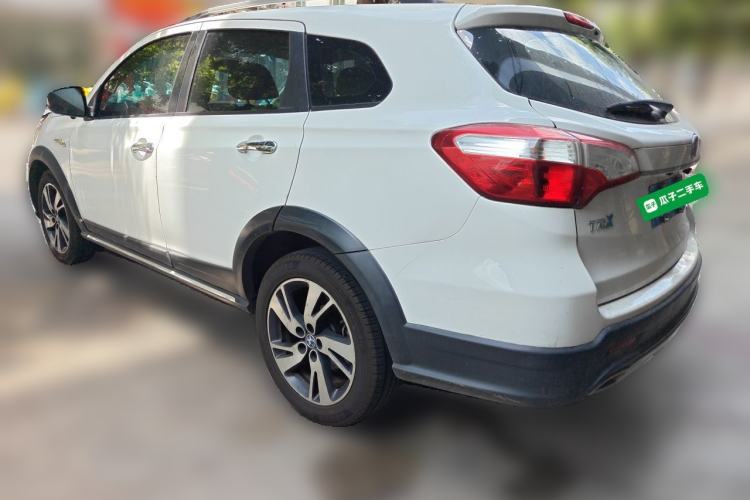 Used Venucia T70X 2016 2.0L CVT SmartFun Sport Edition Rear Left 45 Deg