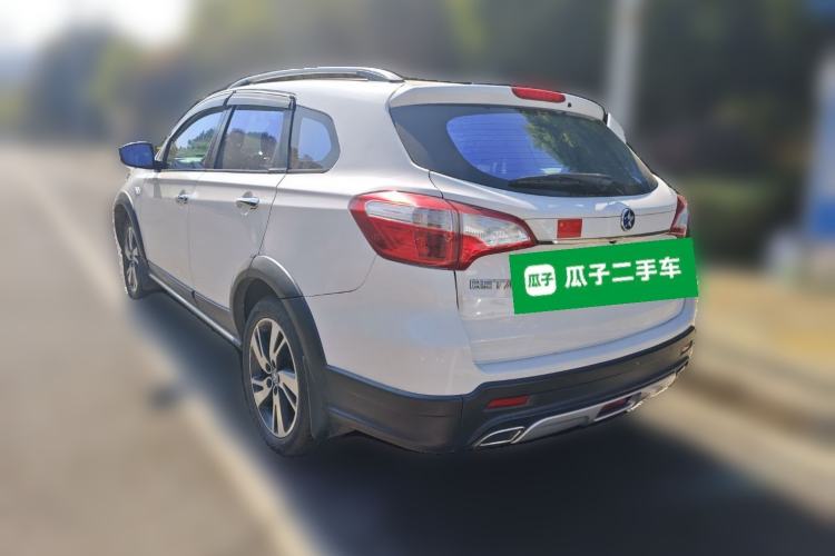 Used Venucia T70X 2016 2.0L CVT SmartFun Sport Edition Rear Left 45 Deg