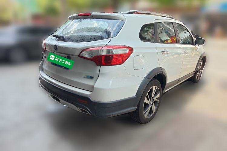 Used Venucia T70X 2016 2.0L CVT SmartFun Sport Edition Rear Right 45 Deg