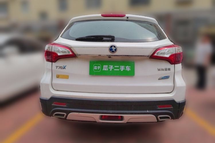 Used Venucia T70X 2016 2.0L CVT SmartFun Sport Edition Rear