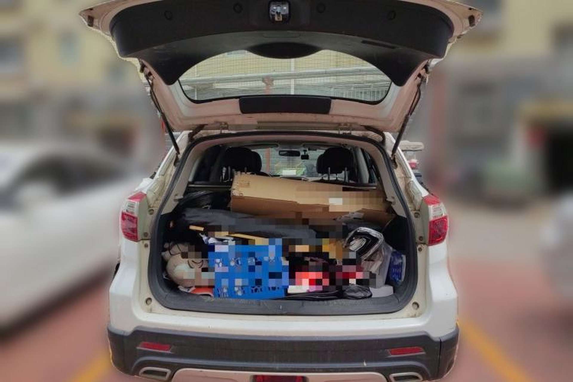 Used Venucia T70X 2016 2.0L CVT SmartFun Sport Edition Trunk