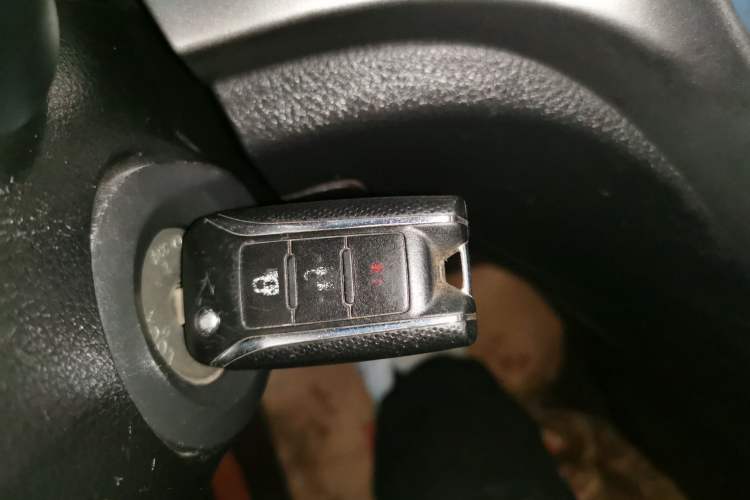Used Venucia T70X 2016 2.0L CVT SmartFun Sport Edition Vehicle Key