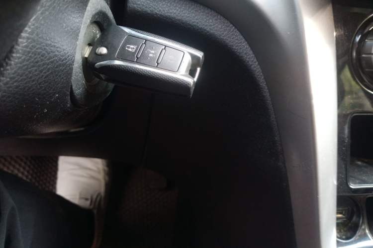 Used Venucia T70X 2016 2.0L CVT SmartFun Sport Edition Vehicle Key