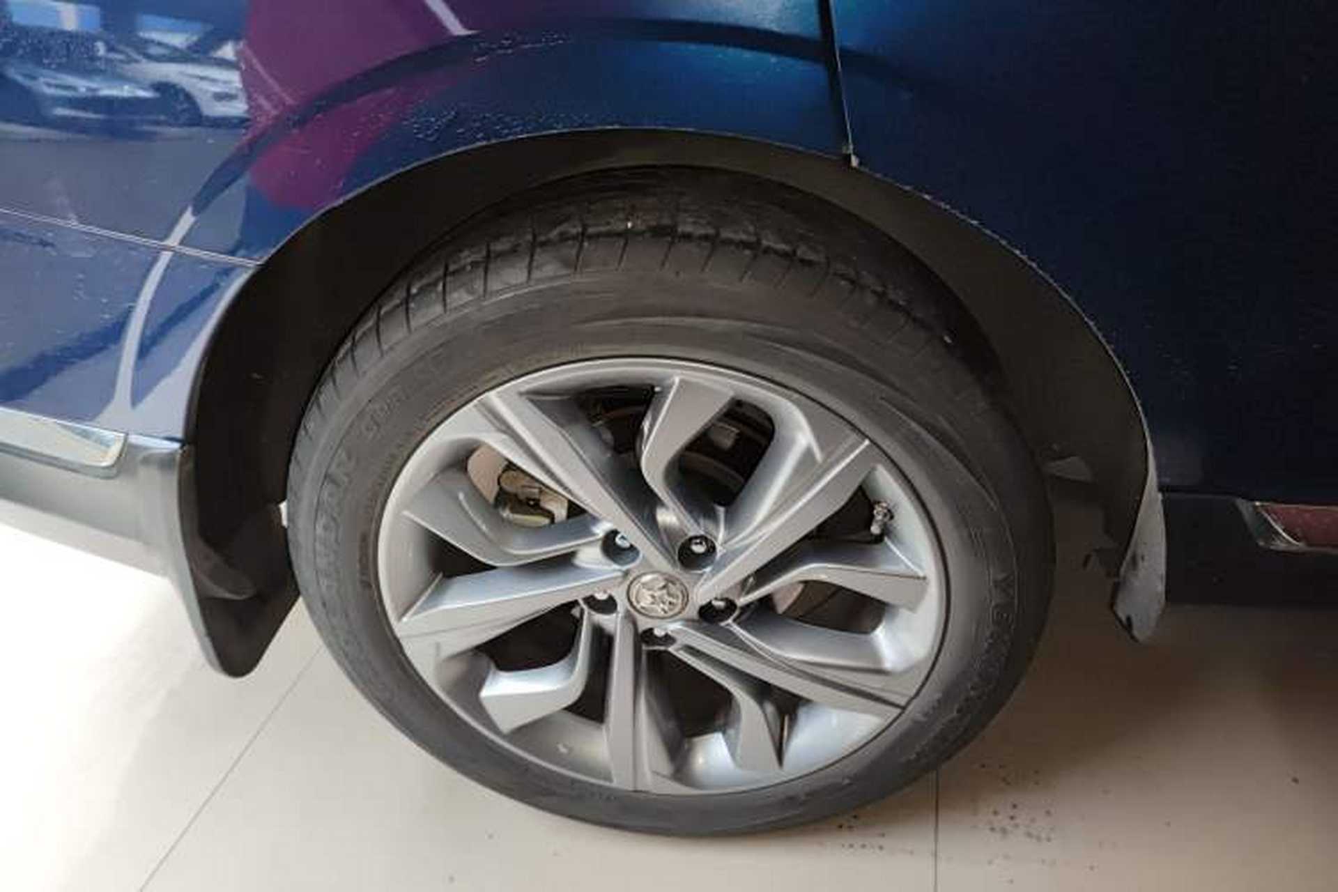 Used Venucia T90 2020 2.0L CVT Smart Connect & Smooth Drive Edition Right Rear Wheel Hub