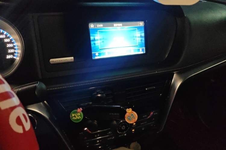 Used Venucia T90 2017 2.0L CVT Smart Edition Audio And AC Panel