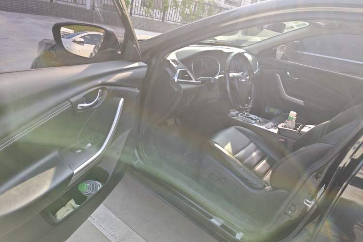 Used Venucia T90 2017 2.0L CVT Smart Edition Driver Seat