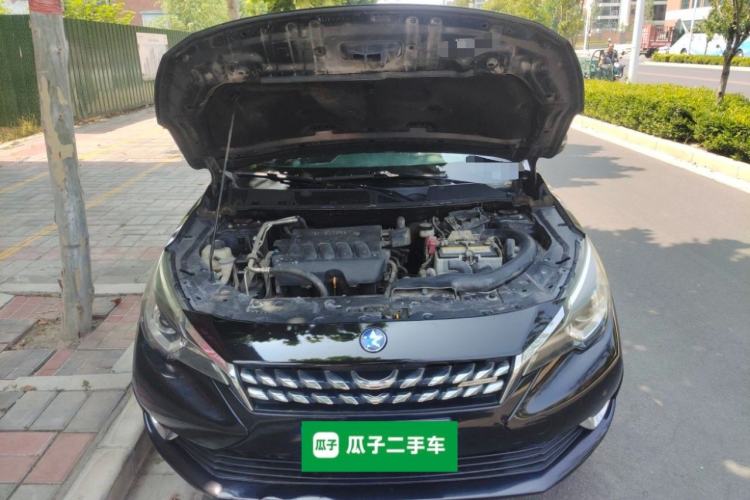 Used Venucia T90 2017 2.0L CVT Smart Edition Engine Bay