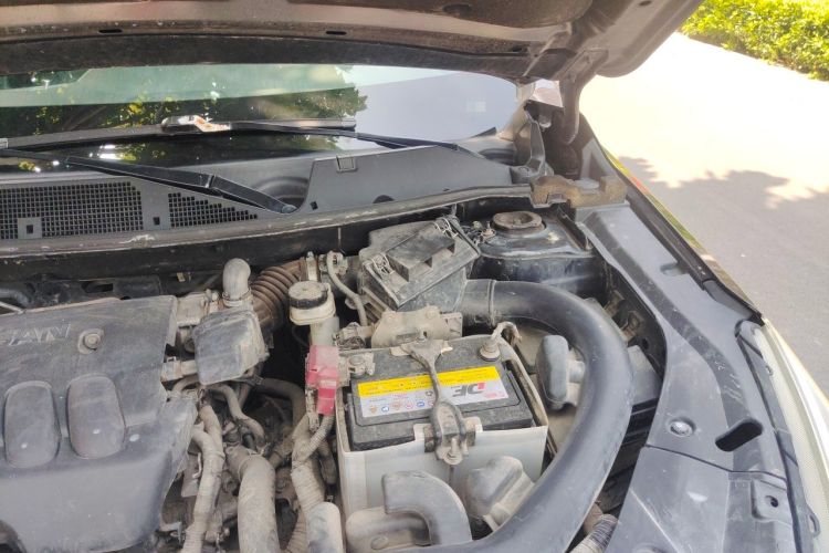 Used Venucia T90 2017 2.0L CVT Smart Edition Engine Bay Left